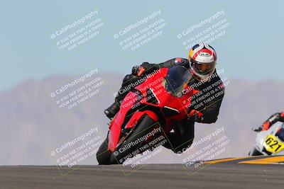 media/Oct-09-2022-SoCal Trackdays (Sun) [[95640aeeb6]]/Turn 9 (1pm)/